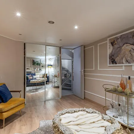 Appartement Romanctic Loft Near Eiffel Tower *