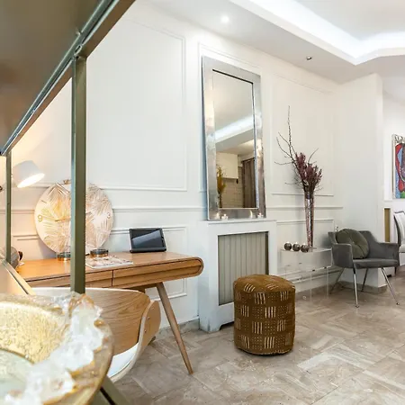 Romanctic Loft Near Eiffel Tower *