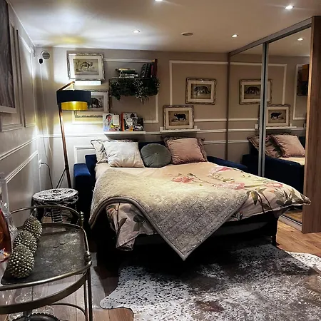 Apartamento Romanctic Loft Near Eiffel Tower París
